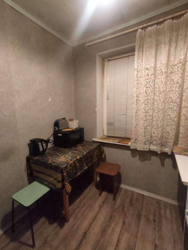 Продаётся уютная двухкомнатная квартира общей площадью 44 квадратных метра, расположенная на верхнем - Новотроицк