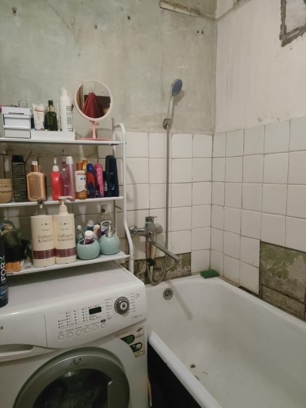 Продаётся уютная трехкомнатная квартира общей площадью 61.3 квадратных метра, расположенная на треть - Новотроицк