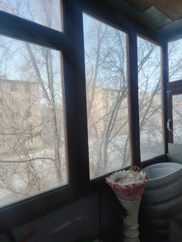 Продаётся уютная трехкомнатная квартира общей площадью 61.3 квадратных метра, расположенная на треть - Новотроицк