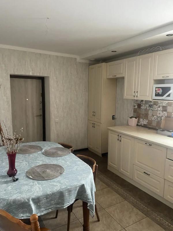 Продается жилой дом с ремонтом. - Новотроицк