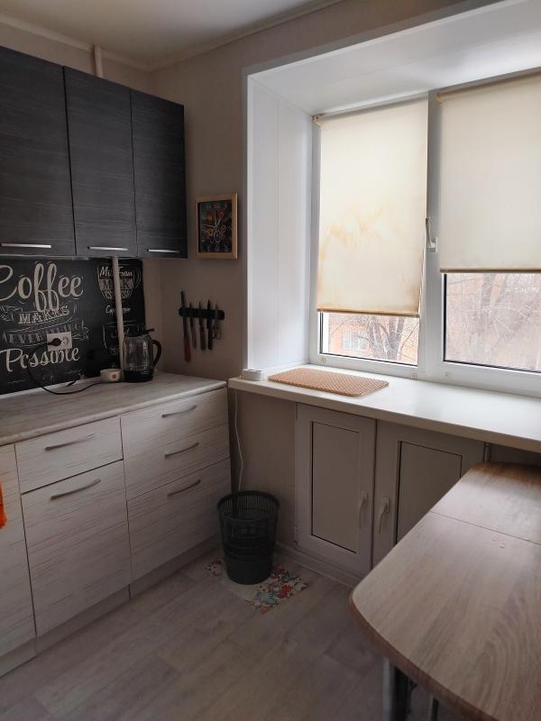 Продаётся 1-комнатная квартира (угловая) в связи с переездом. - Новотроицк