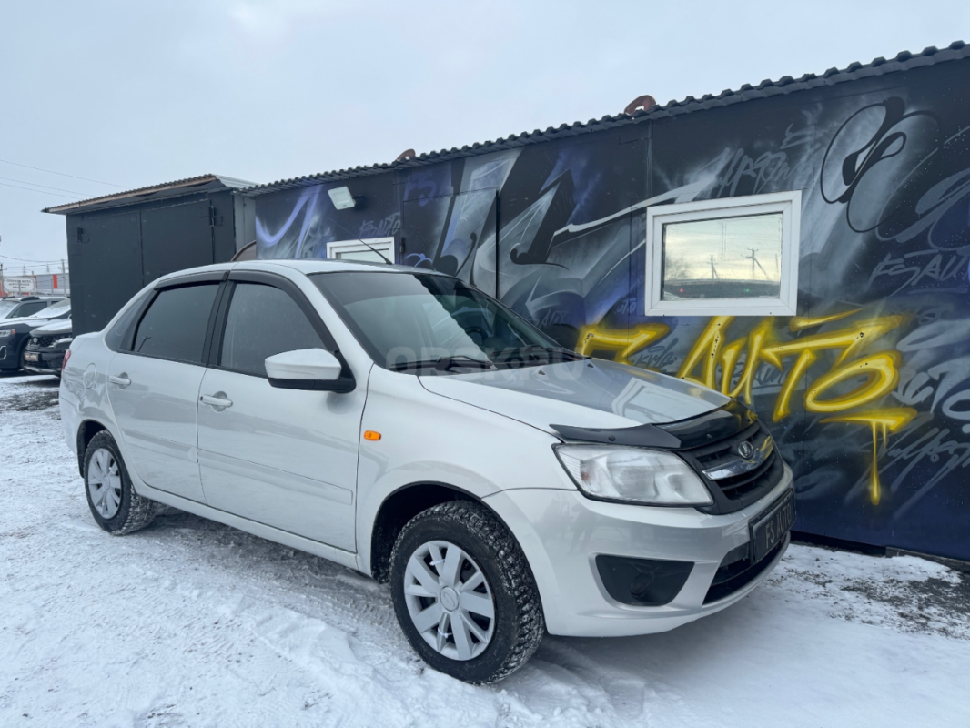 В продаже LADA GRANTA
2 ВЛАДЕЛЕЦ.
2017 года выпуска.
145.000тысяч пробега
Двигатель 1.6 (8 клапа - Орск