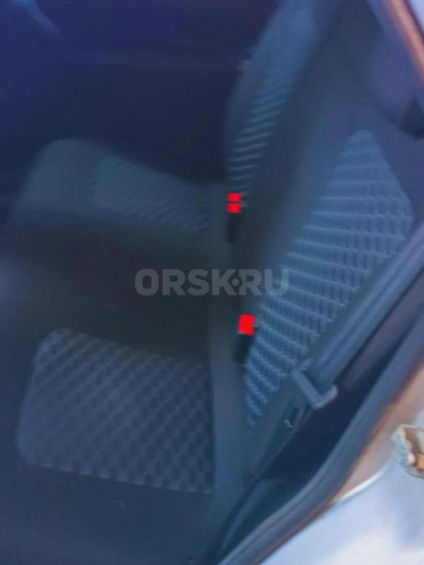 продам в хорошем состоянии без дтп пробег родной один хозяин окрас завод стекла тоже - Орск