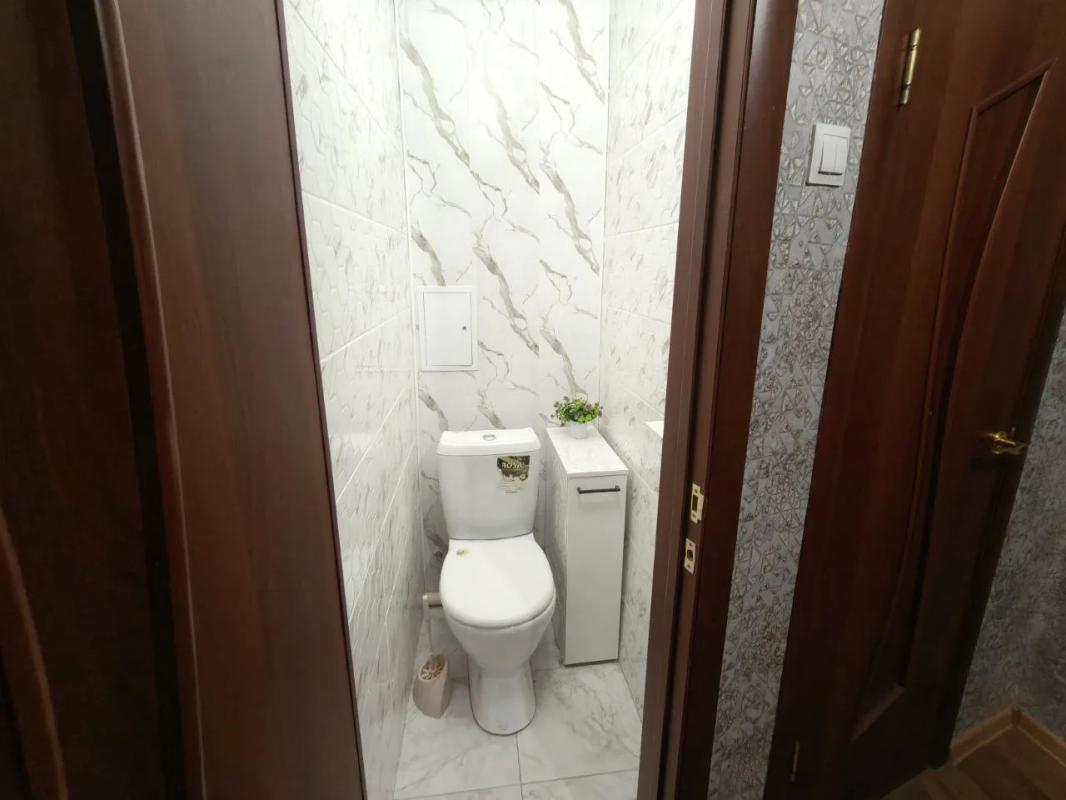 На длительный срок сдаю 1 комнатную квартиру. - Новотроицк