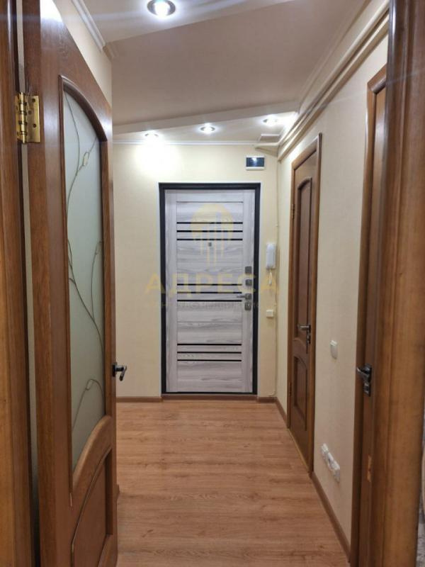 ПРЕДЛАГАЕМ ВАШЕМУ ВНИМАНИЮ ПРОСТОРНУЮ И УЮТНУЮ ДВУХКОМНАТНУЮ КВАРТИРУ! - Оренбург