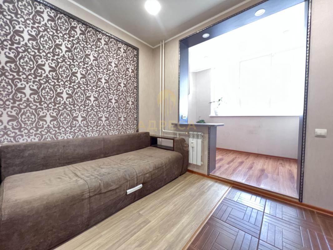 Продаётся тёплая, уютная квартира с удобной планировкой, общей площадью 35,2 кв. - Оренбург