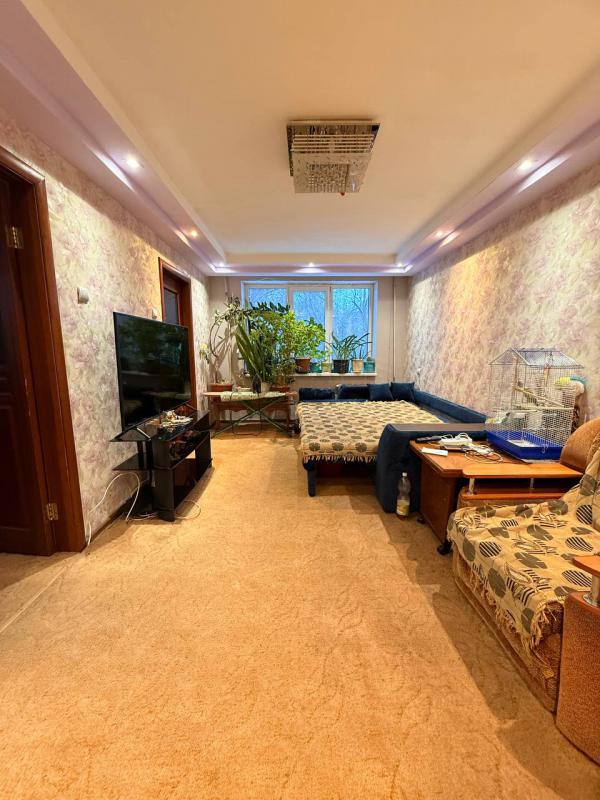 На продаже хороший вариант 4-х комн. - Новотроицк