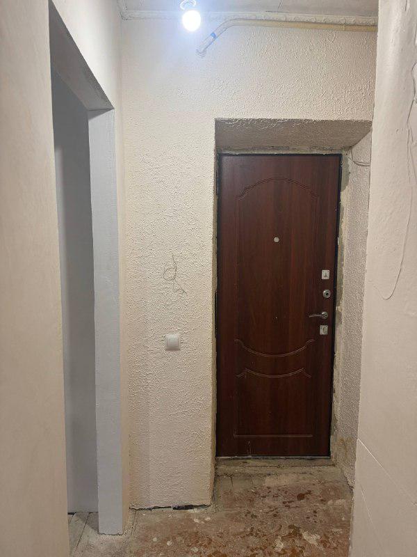 Продаётся 1-комнатная квартира, расположенная на 1 этаже пятиэтажного кирпичного тёплого дома по адр - Гай