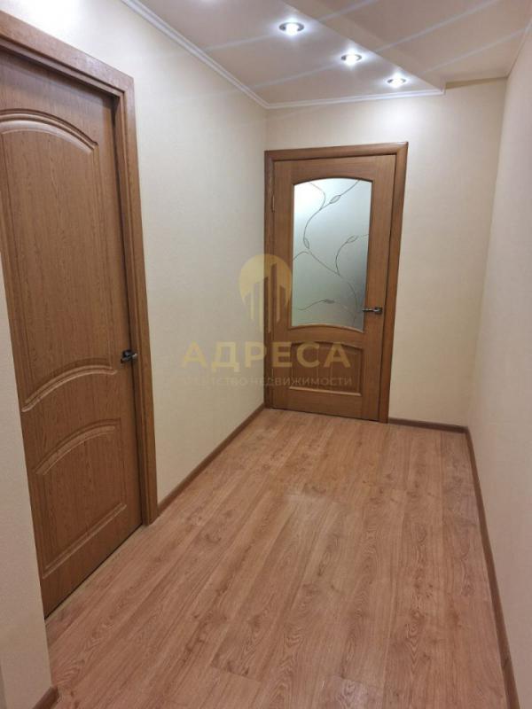 ПРЕДЛАГАЕМ ВАШЕМУ ВНИМАНИЮ ПРОСТОРНУЮ И УЮТНУЮ ДВУХКОМНАТНУЮ КВАРТИРУ! - Оренбург