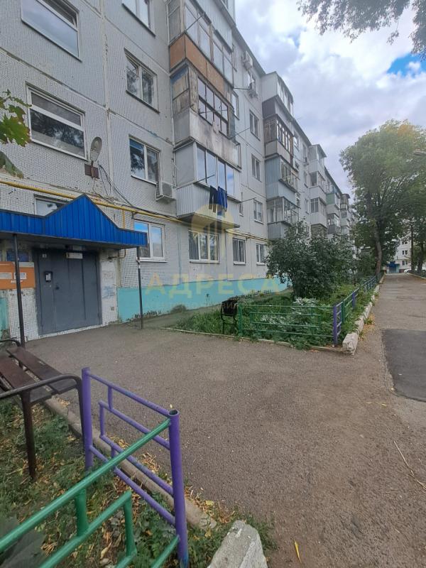 Объявление: [изменить]Продаётся двухкомнатная квартира в спокойном спальном районе с развитой инфрас - Оренбург