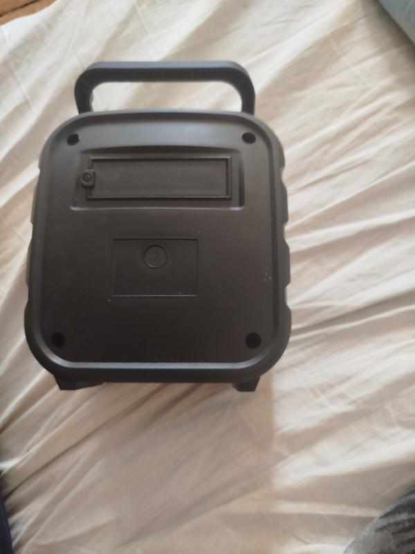 Продам колонку срочно в отличном состоянии звук хороший .5-6 часов работы. - Новотроицк