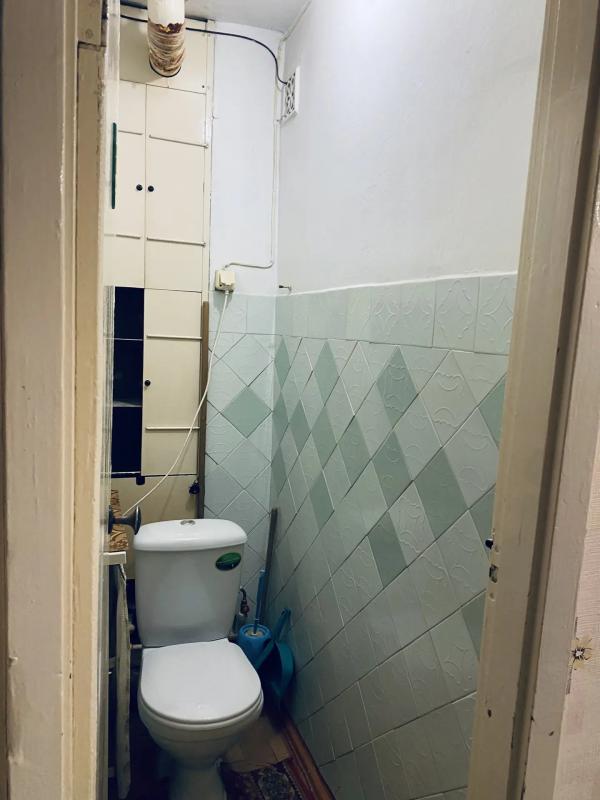 Продается 2х-комнатная квартира в развитом районе города на остановке "Новотроицк" в тепло - Новотроицк