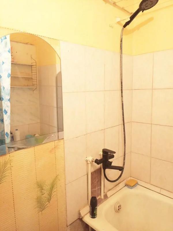 Однокомнатная квартира
улучшенной планировки
1/9 этаж
требует ремонта
но вы сделаете его под сво - Новотроицк