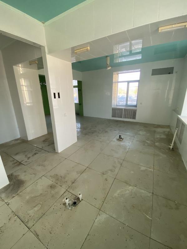 Продается коммерческое помещение на 1ом этаже по адресу: г. - Новотроицк