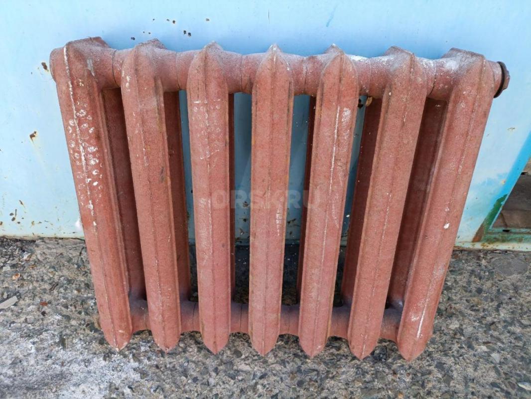 Продам батарею чугунную, состояние новой. - Орск