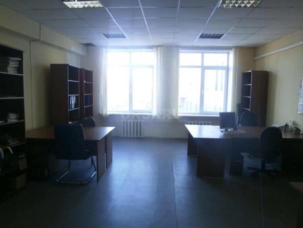 Сдаются помещения под офис , склад , швейное производство , справа  от ТРК ЕВРОПЕЙСКИЙ в офисном зда - Орск