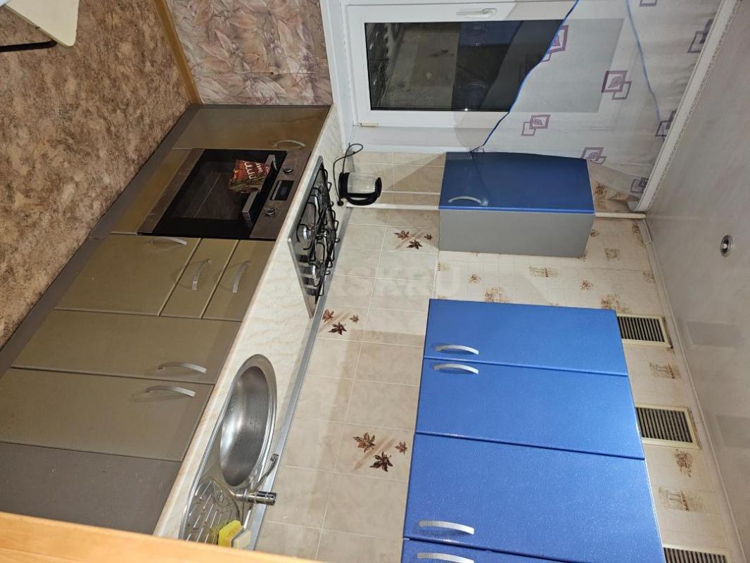 Сдам 1-квартиру в центре города на длительный срок, 2/5, ул. - Орск