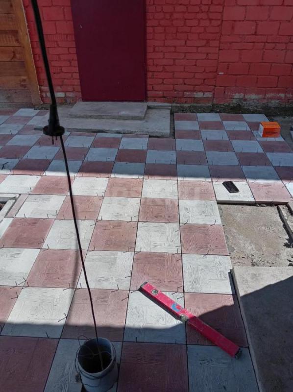 Строительная бригада 
Выполним следующие работы:
Шпаклёвка, штукатурка
Наливной пол
Плитка (в ку - Орск