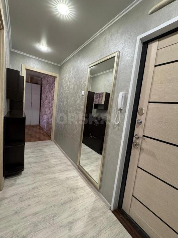 Продается уютная трехкомнатная квартира на первом этаже. - Орск