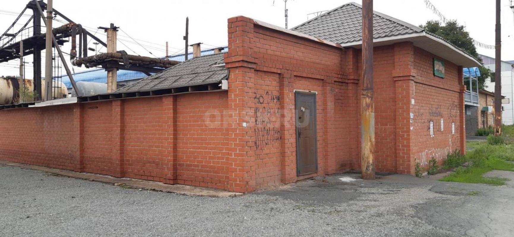 Сдам в аренду бывший магазин 200 кв. - Орск