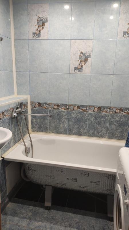 Сдаётся 3х комнатная квартира на длительный срок. - Новотроицк