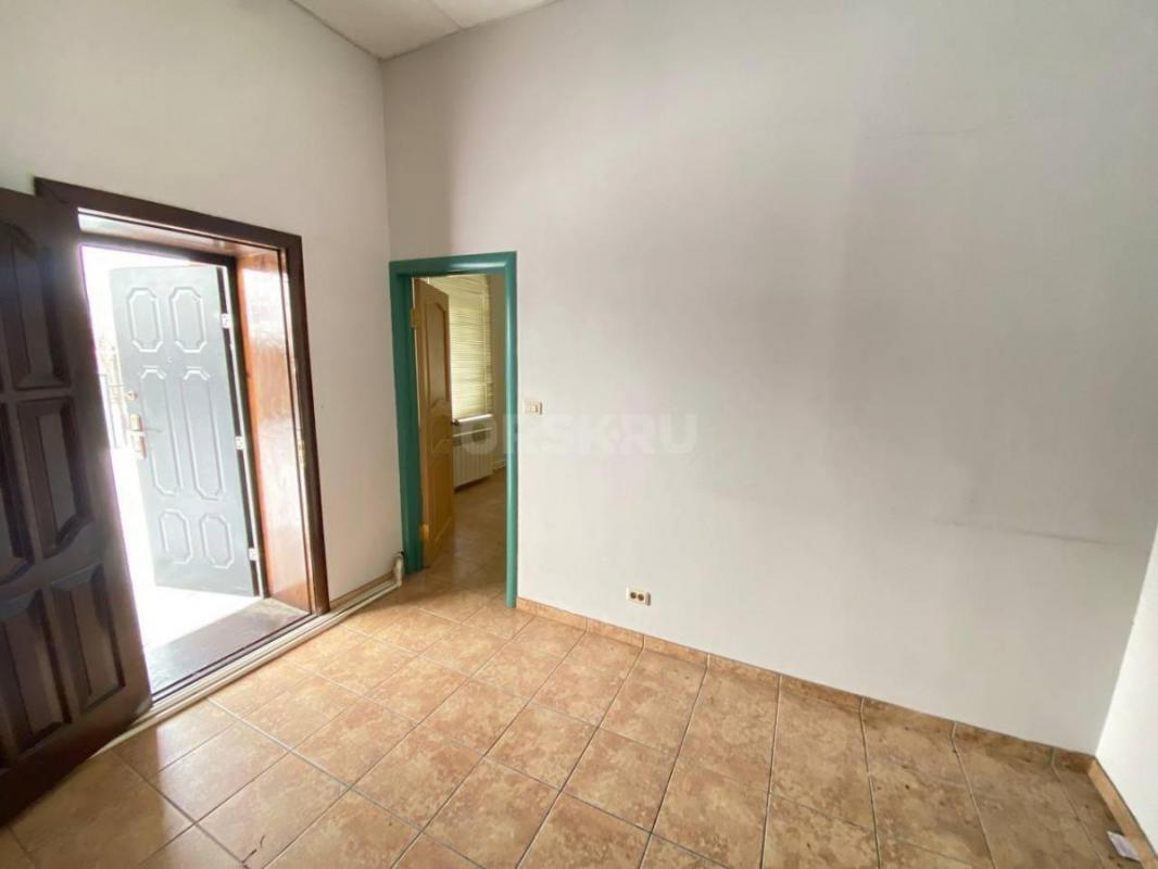 Красивый  большой дом, на незатопляемой территории. - Орск