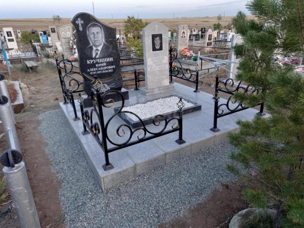 КОМПЛЕКСНОЕ БЛАГОУСТРОЙСТВО ЗАХОРОНЕНИЙ 

Любых типов и размеров 
 
- натуральный камень
 ( гра - Орск