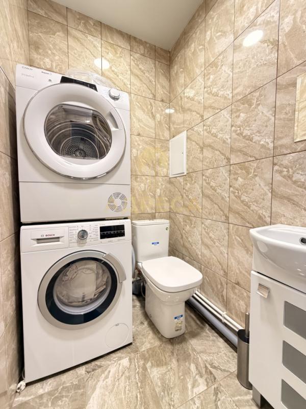 Продается квартира, полностью с ремонтом, расположенная на 17-м этаже монолитного дома. - Оренбург