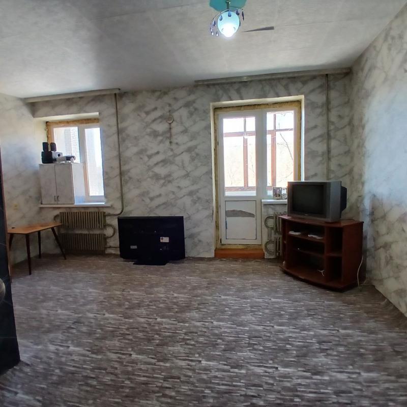 Продается однокомнатная квартира улучшенной планировки  по адресу г. - Новотроицк