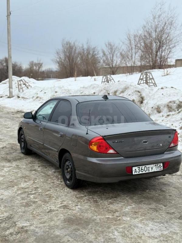 Продам Kia Spectra 2006 года, 2 комплекта колес, лето на дисках,Гур, кондиционер заправленный, обогр - Орск