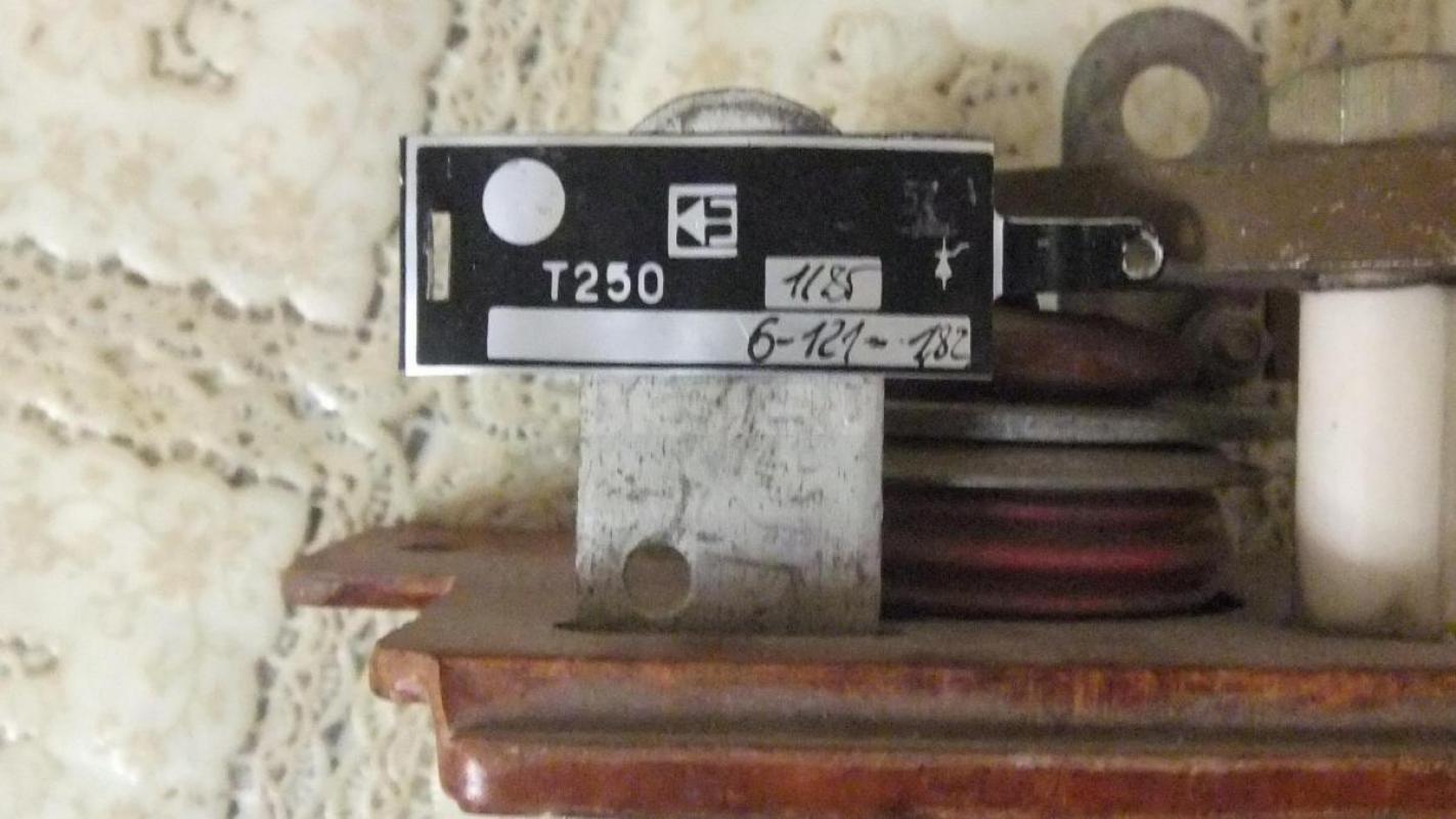 Силовые диоды и тиристор. - Орск