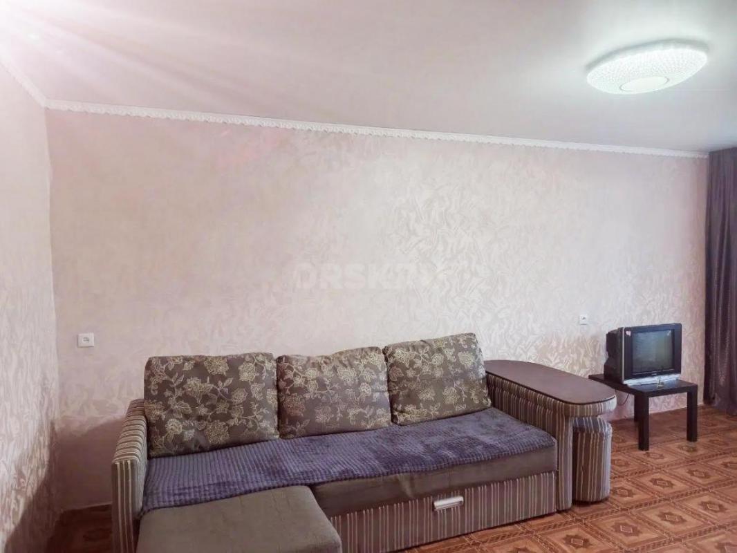 Сдам двухкомнатную квартиру порядочным людям на длительный срок . - Орск