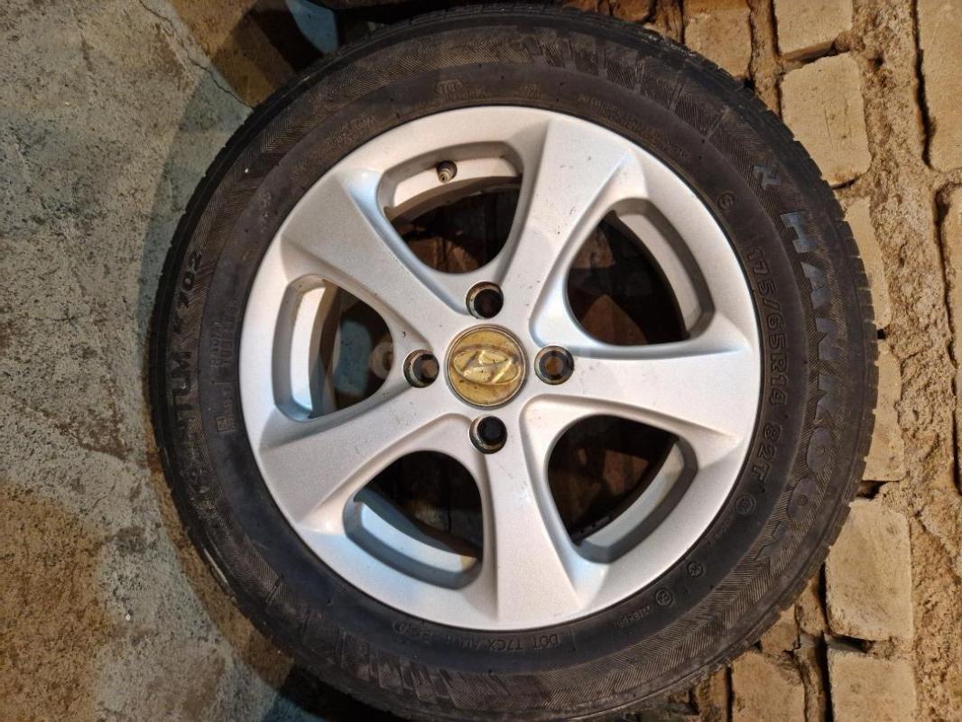 Продам летние колеса на литье от Хендай Гейтц HANKOOK 175/65/14 4x100 ET46 DIA54.1 - Орск