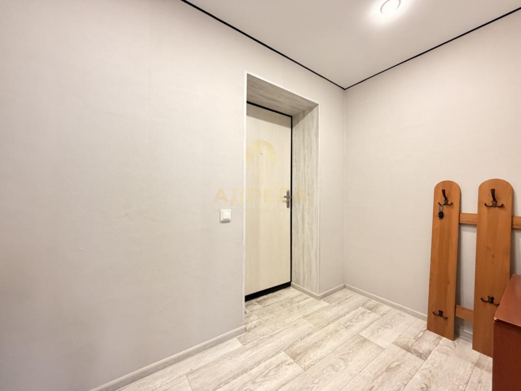 Продается 1 комнатная квартира, расположенная на 5 этаже КИРПИЧНОГО дома! - Оренбург