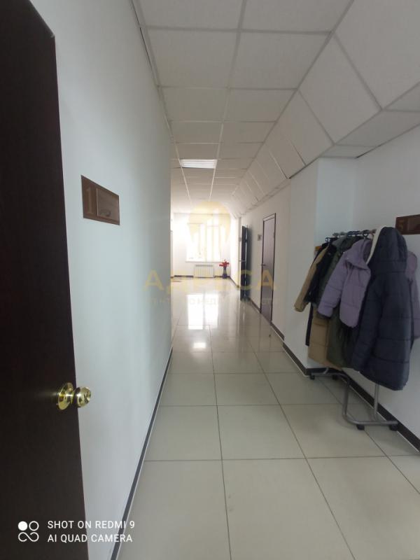 Продается Коммерческое 2-х этажное здание, (арендаторами) площадью 695,2 кв. - Оренбург