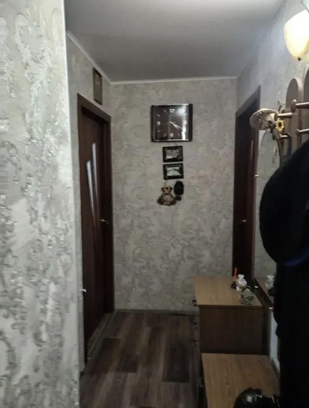 Продам двухкомнатную квартиру (распашонка). - Новотроицк