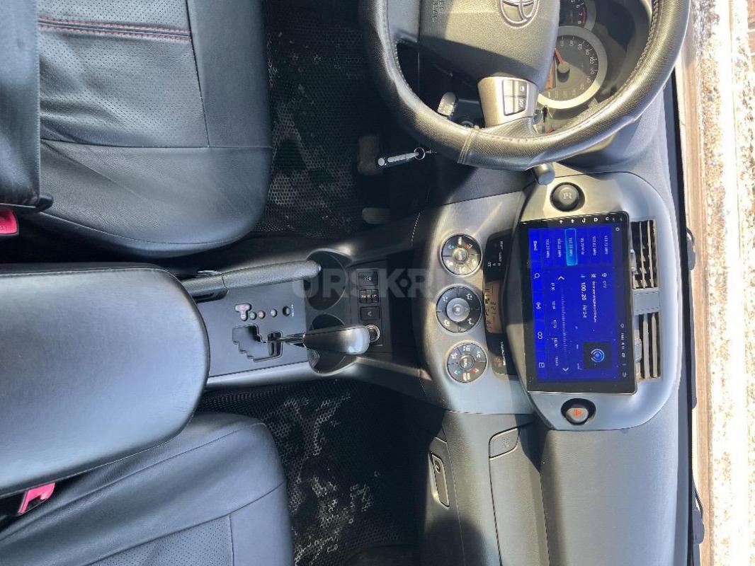 Продам Тойота Рав 4 в отличном техническом состоянии , без вложений , предмаксимальная комплектация - Орск