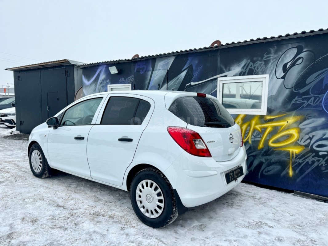 В продаже Opel Corsa 2012 года. - Орск
