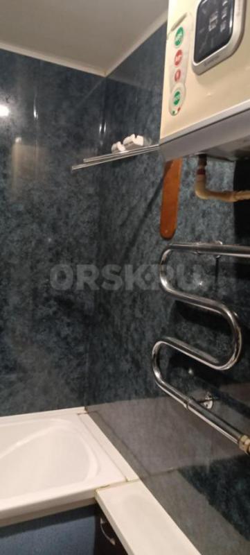 Продам 3-х комнатную квартиру в г. - Гай