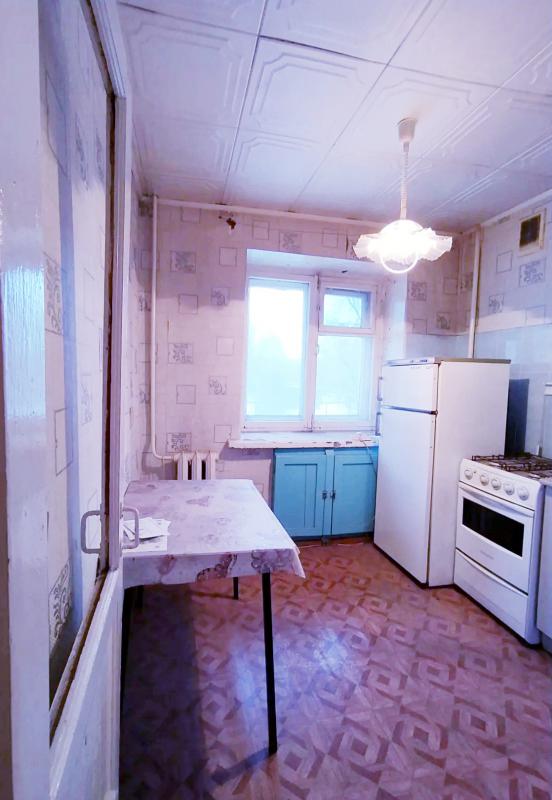 ВНИМАНИЕ, ПРОДАЁТСЯ 1 - КОМНАТНАЯ КВАРТИРА, НА 2 ЭТАЖЕ, В КИРПИЧОМ ДОМЕ, В ЦЕНТРЕ ГОРОДА! - Новотроицк