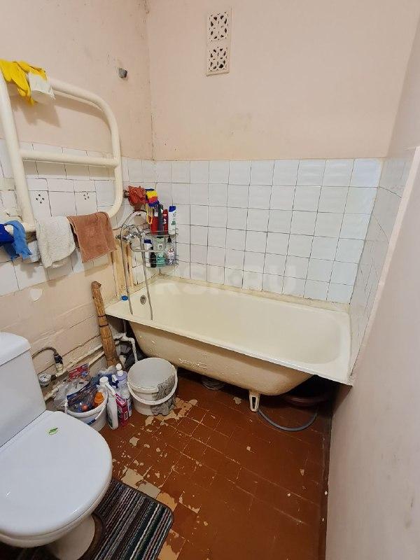 Продам 2 х- комнатную квартиру по адресу: ул. - Орск