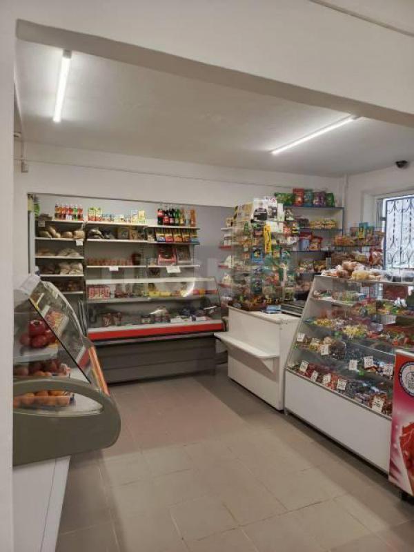 Продается торговое помещение по адресу: пер. - Орск