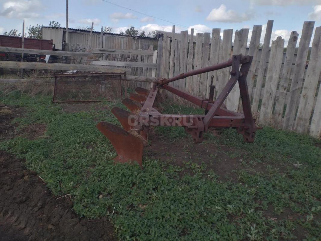 Продам плуг на Т150. - Орск