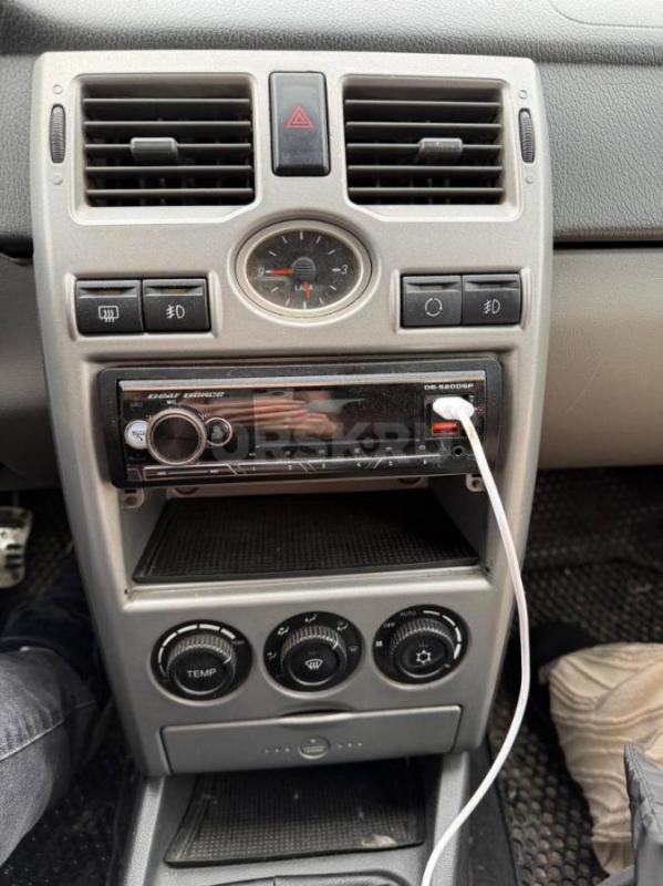 Продам Приору 2009 года с кондиционером в хорошем состоянии. - Орск