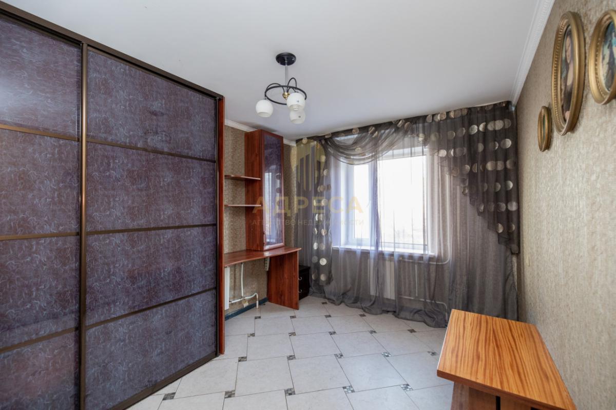 Продается 3-комнатная квартира с дизайнерским ремонтом. - Оренбург