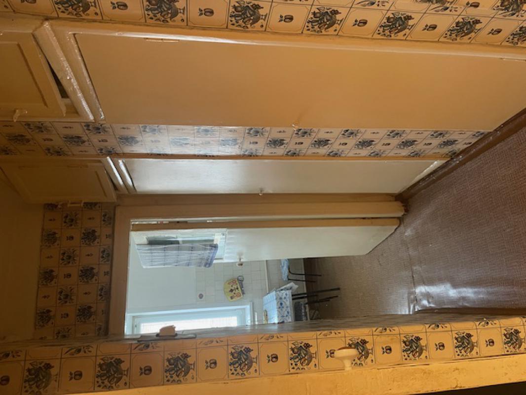 Продается 3х комнатная квартира в шаговой доступности от остановки и магазинов. - Новотроицк