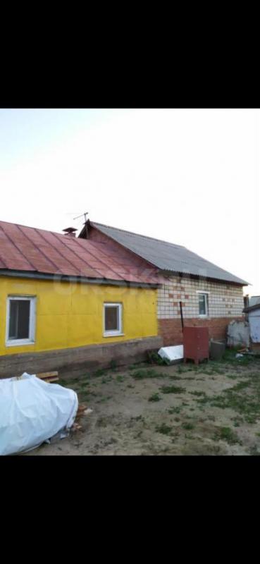 Продается добротный,благоустроенный, уютный дом состоящий из двух домов( 1 каркасный и 2 кирпичный) - Орск