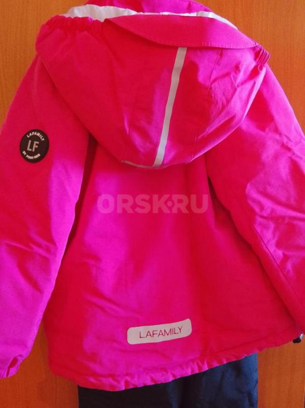 Продаются вещи на девочку: теплый костюм (куртка+ штаны), теплая кофточка, яркий хлопковый свитшот, - Орск