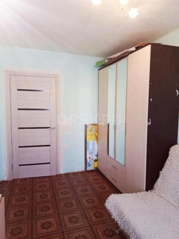 Сдам двухкомнатную мебелированную квартиру остановка Сорокина. - Орск