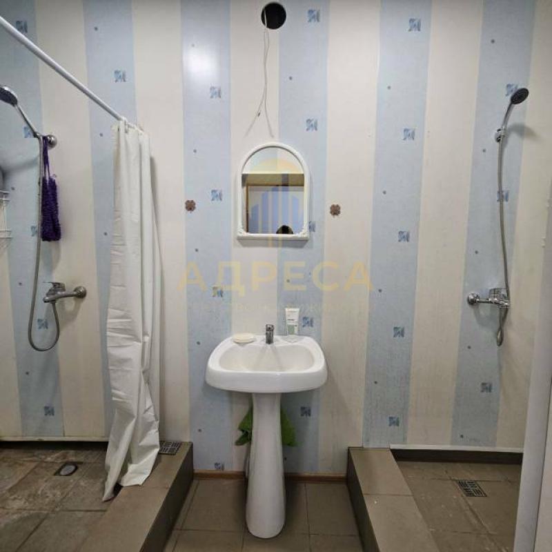 Продам капитальное отапливаемое здание площадью 190,2 м2 на ул. - Оренбург